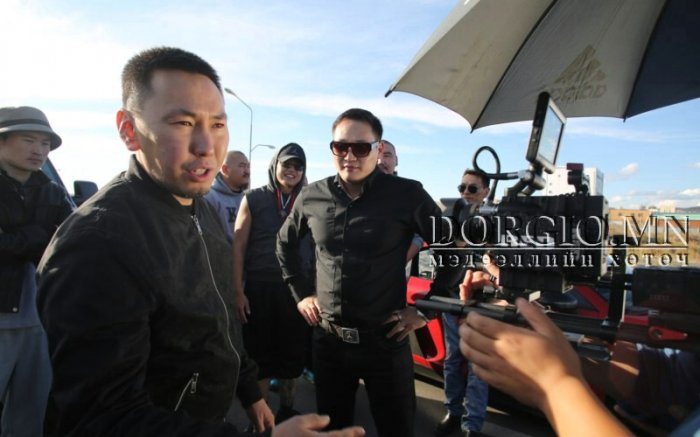 Удахгүй Орос улсад нээлтээ хийх Монгол киноны дууг “МС DZE амилууллаа”